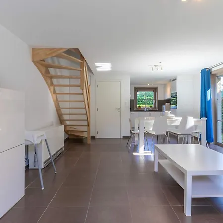 Near Plopsaland 度假居 *